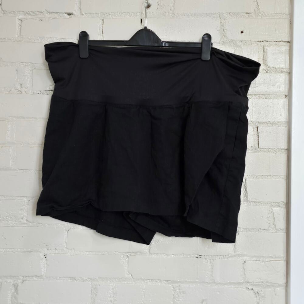 Old Navy Maternity XXL, Black Linen Blend Skort: Casual, Minimalist, Staple